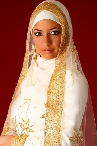 Мусульманских невест отличает скромность убранства